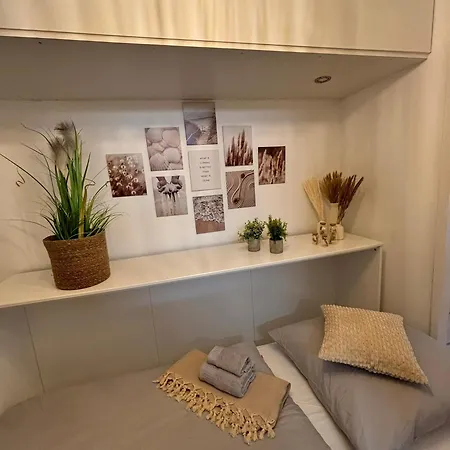 Apartment Boho Livings Station *