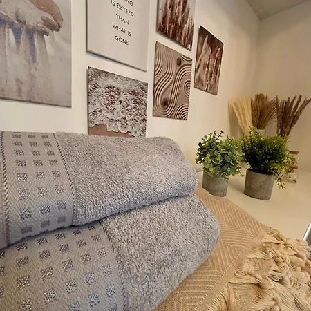 Boho Livings Station