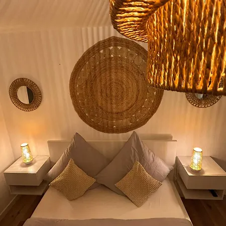 Boho Livings Station Apartment Munich