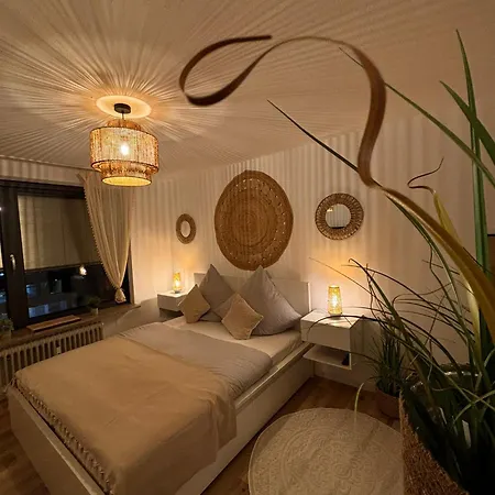 Boho Livings Station Apartment *