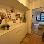 Διαμέρισμα Boho Livings Station